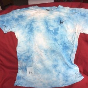 HUF tshirt